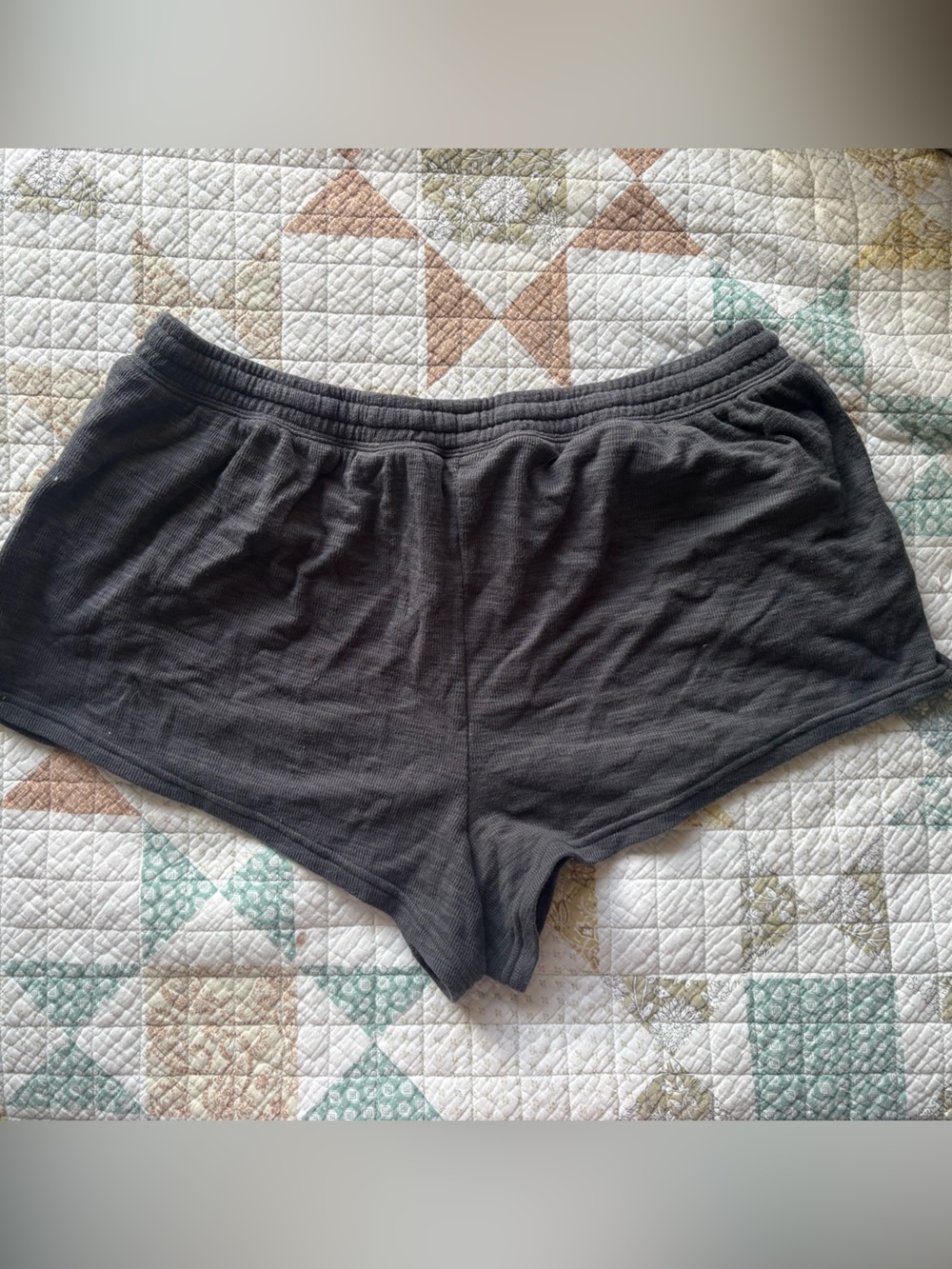 aerie charcoal gray lounge shorts - Picture 2 of 3